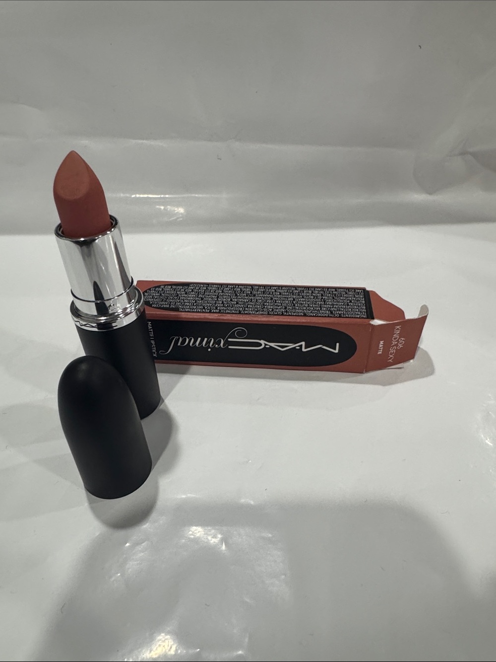 MAC Cosmetics Matte Lipstick - Muted Nude 606 kinda sexy